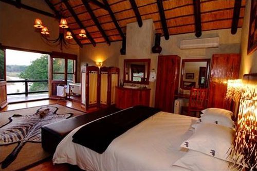 印德洛弗河滨小屋 Karongwe Game Reserve 外观 照片