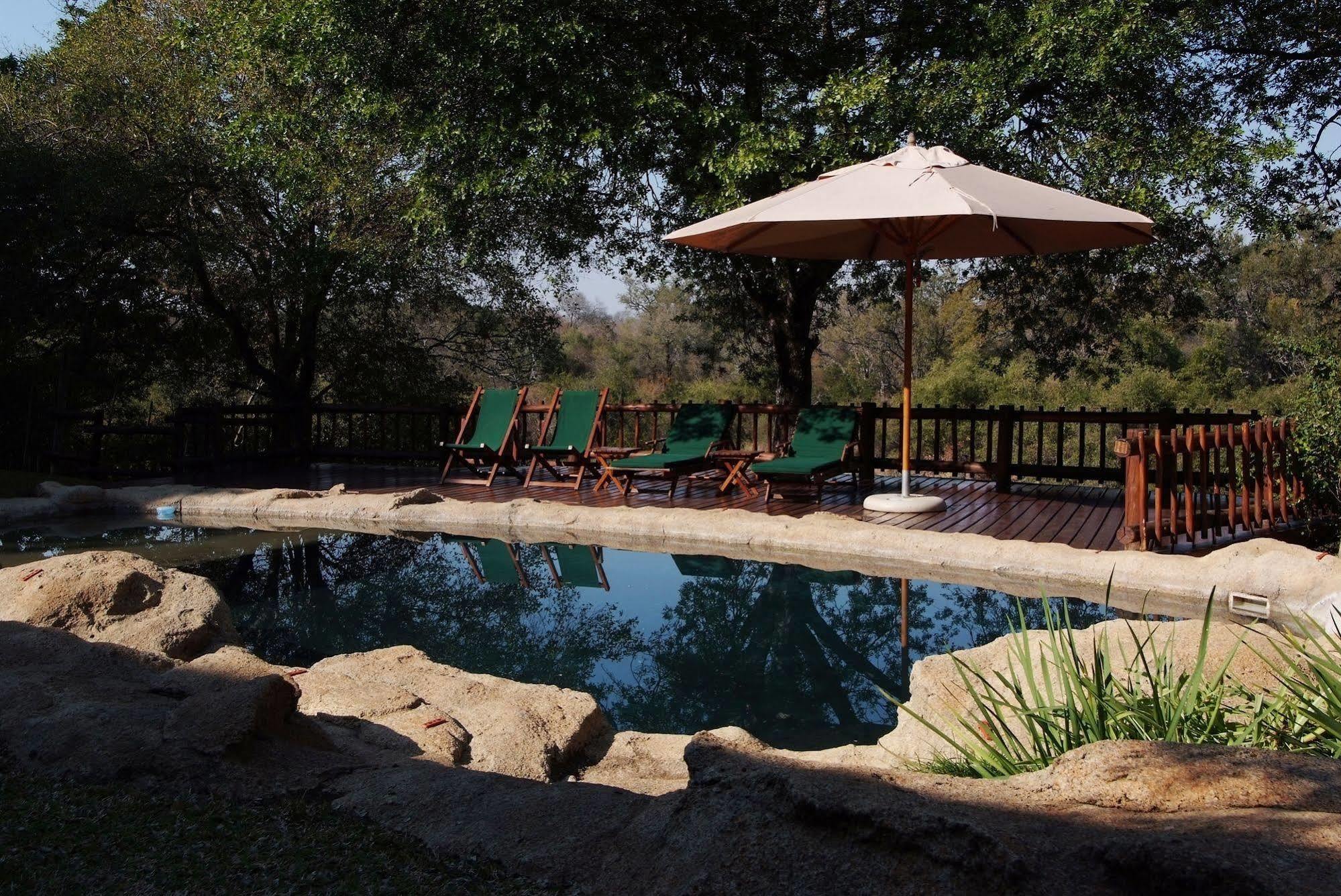 印德洛弗河滨小屋 Karongwe Game Reserve 外观 照片